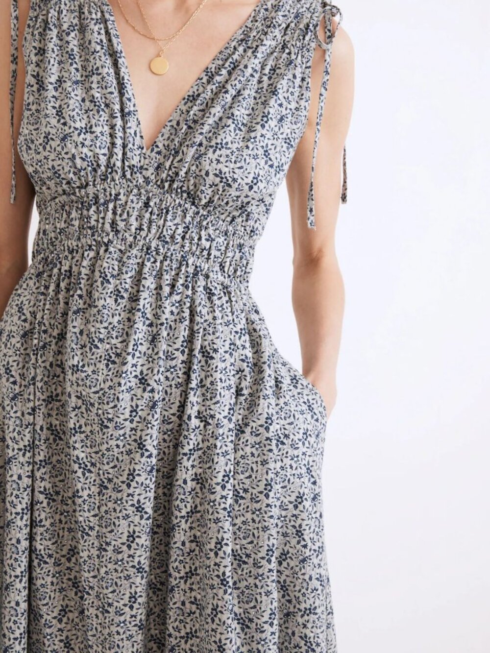 Madewell Blue Florentine Floral Sophia Smocked Midi Dress Size XS 54747 - Picture 3 of 14